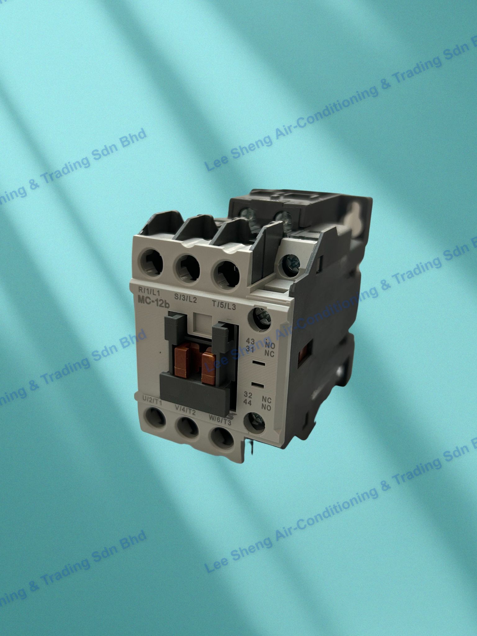 G30-Contactor MC-12b AC240V 12A